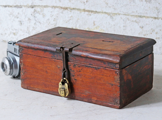 wooden jewellery box antique jewellery box carved jewellery box brass jewellery box square wooden box vintage wooden box Wooden box
