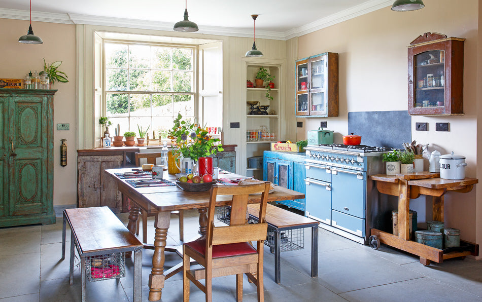 vintage kitchen - mixed materials and eclectic