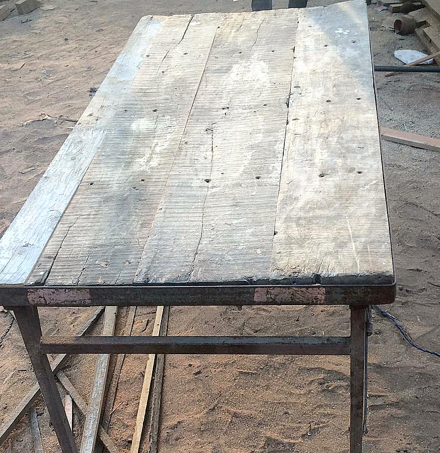 Restored vintage table back in working order 